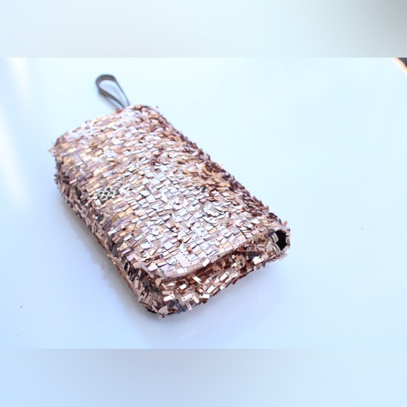 Coach limited edition sequin wristlet - Picture 2 of 14
